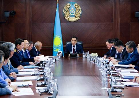 Премьер-Министр дал ряд поручений по внедрению обязательного социального медицинского страхования в Казахстане