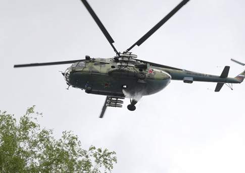 Вертолет совершил жесткую посадку в Актюбинской области