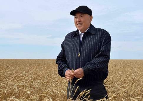 Нурсултан Назарбаев обратился к казахстанским фермерам