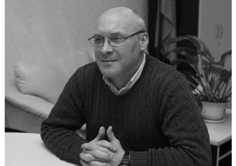 В Алматы скончался известный журналист Александр Грибанов