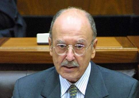 Экс-президент Греции Стефанопулос скончался в возрасте 90 лет