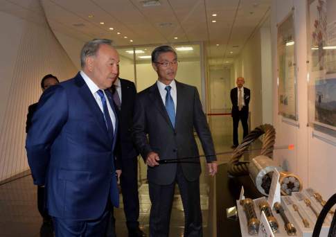 Назарбаев принял участие в церемонии запуска завода «Токио Роуп Алматы» 