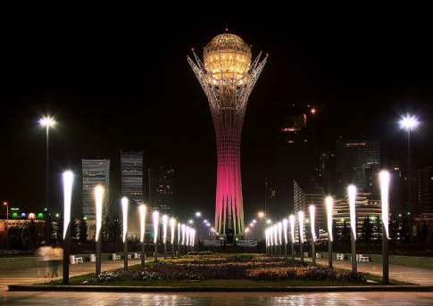 Президенты Сербии и Узбекистана поздравили Назарбаева с Днем Независимости Казахстана