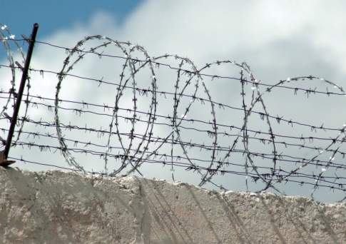 В Костанайской области 3-й день ищут сбежавшего из колонии заключенного