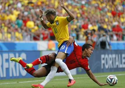 Бразилия и Мексика сыграли вничью на чемпионате мира по футболу