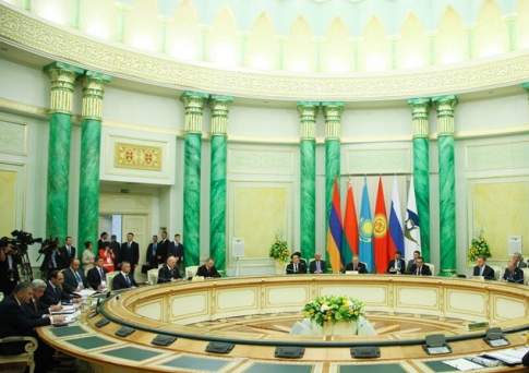 Сотрудничество с КНР, Индией и другими странами обсудили на заседании Высшего экономического совета в Астане