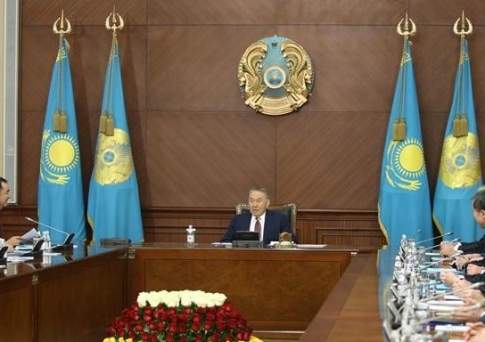 Госорганы не хотят расставаться с лишними подведомственными организациями, считает Назарбаев
