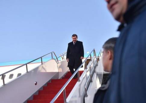 Президент Узбекистана прибыл в Астану