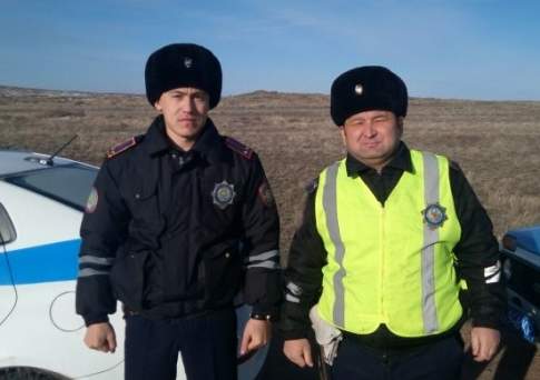 Автобус с 51 пассажиром в салоне загорелся во время движения на трассе Алматы–Екатеринбург