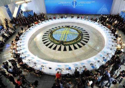 Лидеров мировых религий призвали помочь провести границу между религиозными ценностями и политической идеологией