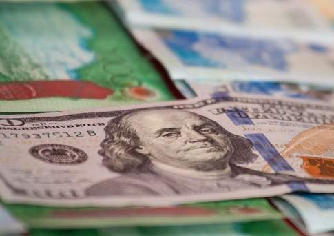 Курс продажи доллара в обменниках Алматы повысился до 382 тенге, в Астане и Шымкенте – до 381 и 382 тенге соответственно