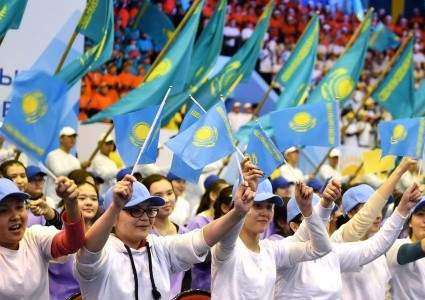 Следующий год объявить Годом молодежи – Назарбаев