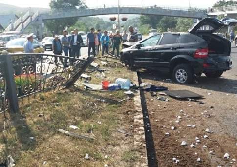 В результате ДТП на Восточной объездной дороге в Алматы пострадали 5 машин