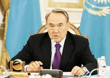 Назарбаев внес на рассмотрение в парламент поправки в Конституцию РК