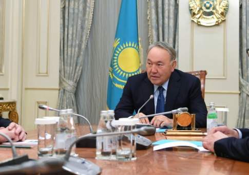 С послом России Бочарниковым в связи с завершением его миссии в Казахстане встретился Назарбаев