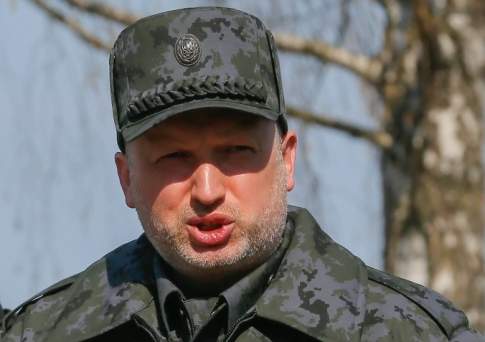  Турчинов потребовал от силовых структур Украины возобновить спецоперацию на востоке страны