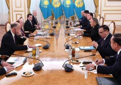 Назарбаев обсудил с министром торговли США перспективы развития отношений между двумя странами