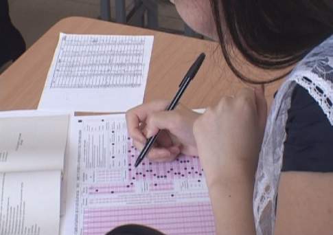 85% казахстанских выпускников набрали проходной балл на ЕНТ