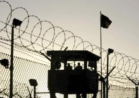 Свыше 100 заключенных сбежали после обстрела колонии в Донецке