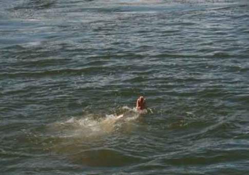 Трое подростков утонули в реке в Актобе на глазах большого количества свидетелей