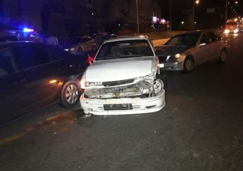 Массовое ДТП с участием пяти машин произошло в Алматы, двое детей пострадали