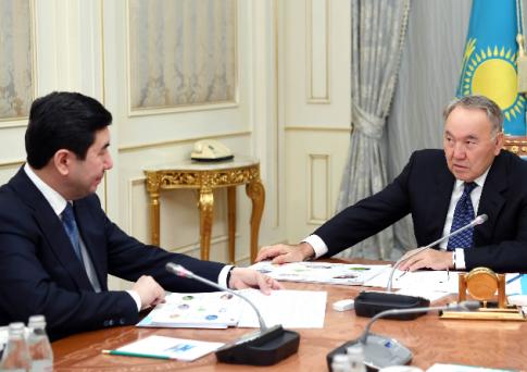 Экологическую ситуацию в Темиртау обсудил Назарбаев с акимом Карагандинской области