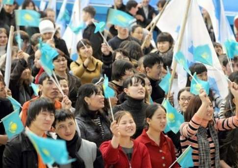 Численность населения Казахстана на 1 мая составила 18,23 млн человек