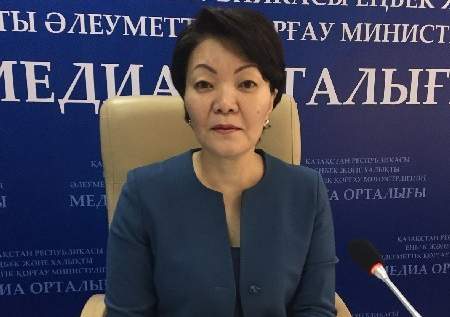 Жакупова призвала культивировать в обществе «правильные месседжи» на тему пенсионных отчислений