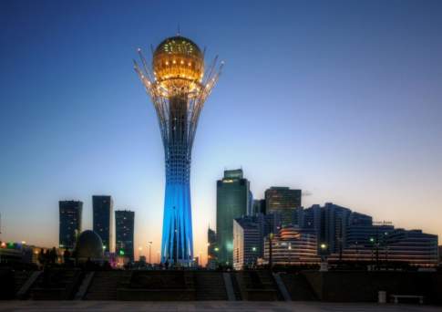 Назарбаев пригласил Рахмона в Астану на саммит ОИС по науке и технологиям