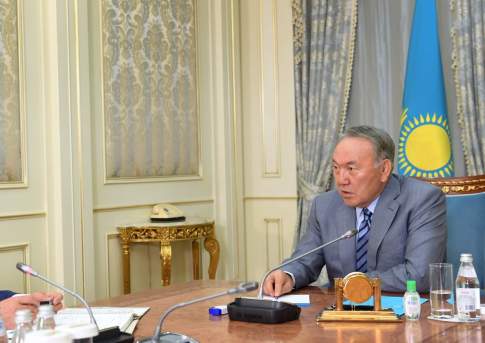 Назарбаев встретился с председателем Верховного суда