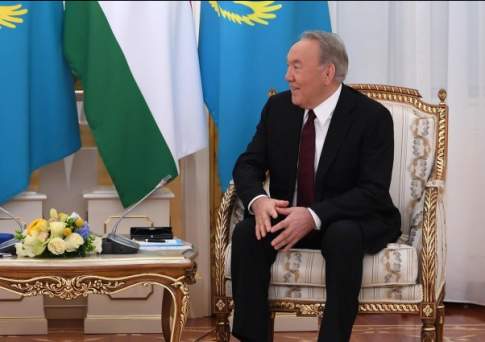 Казахстан и Таджикистан имеют близкие позиции по региональным вопросам безопасности – Назарбаев