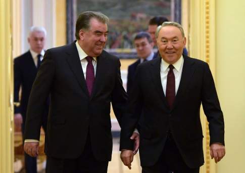 Таджикистан будет поставлять фрукты в Казахстан