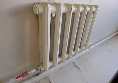 Технический сбой привел к отключению от тепла около 50 зданий в Алматы