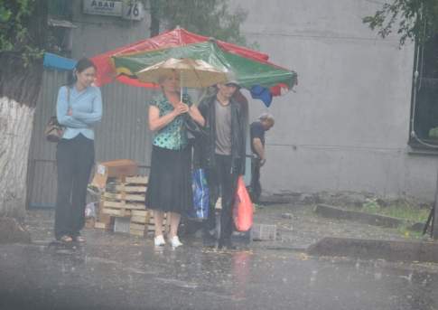 Дожди и похолодание прогнозируют синоптики в Казахстане в ближайшие трое суток