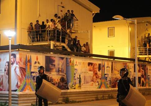 Из Казахстана депортируют 61 иностранного рабочего «Абу-Даби плаза»