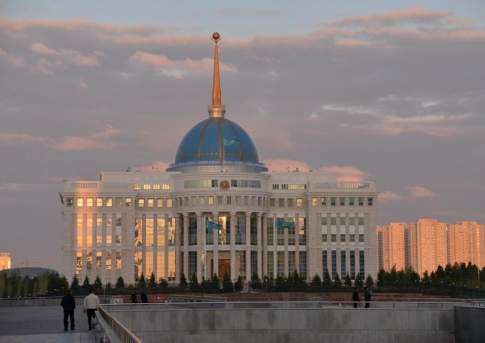 Назарбаев выразил соболезнования президенту Афганистана в связи с гибелью людей в теракте в Кабуле