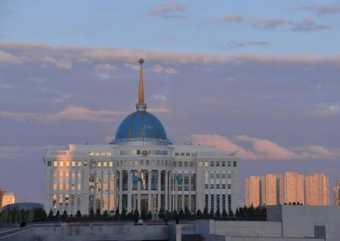 Назарбаев выразил соболезнование Рухани в связи с терактами в Тегеране