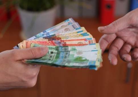 В Алматинской области судисполнителя за взятку оштрафовали на 2,5 млн тенге 