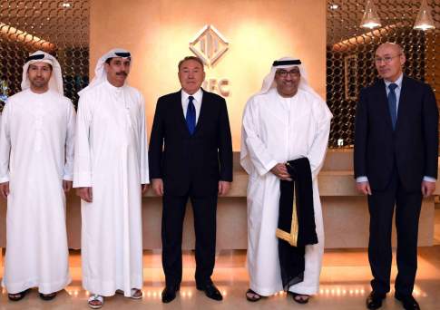 Назарбаев посетил Дубайский международный финансовый центр