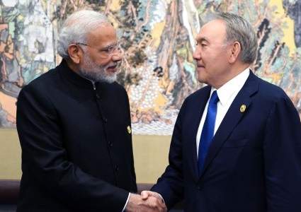 Назарбаев считает важным сотрудничество с Индией в космической, фармацевтической и военно-технической сферах