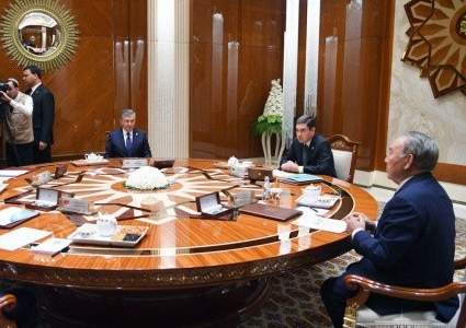 Саммит глав государств-учредителей международного фонда спасения Арала начался в Туркменистане