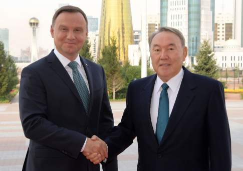  Географическое положение Казахстана и Польши обязывает страны к сотрудничеству - Назарбаев