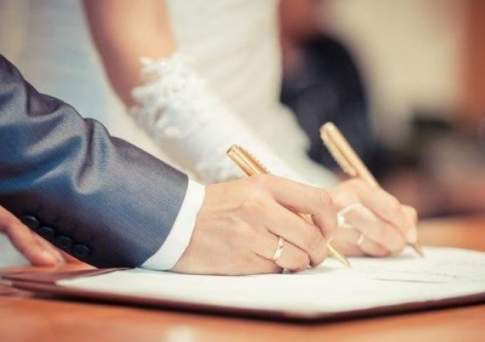 Казахстанцы смогут зарегистрировать брак за три дня