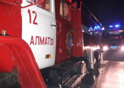 Пожар в жилой многоэтажке произошел в Алматы