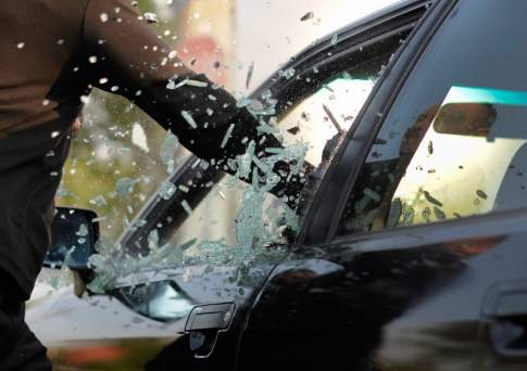 Подозреваемые в серии краж видеорегистраторов несовершеннолетние задержаны в Алматы