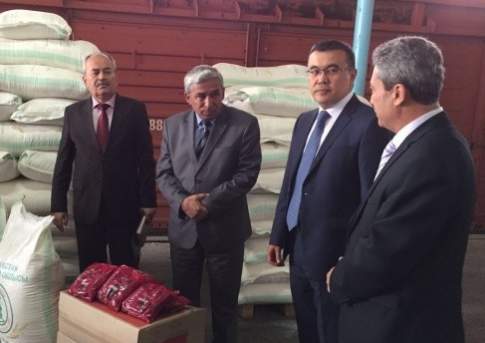 Казахстан направил в Таджикистан гуманитарную помощь на 873 тысячи долларов