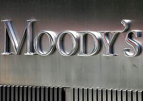 Цены на нефть достигнут 80 долларов к началу 2016 года, прогнозирует Moody`s