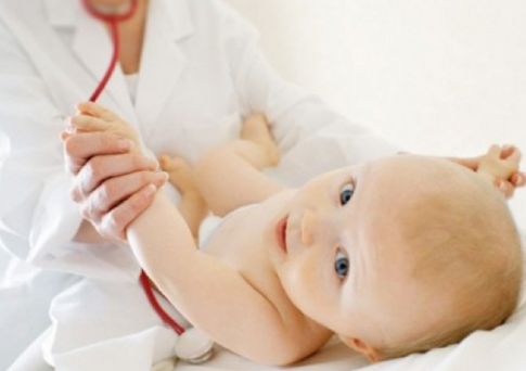 В казахстанские медвузы вернут педиатрические факультеты