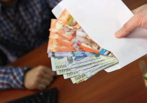 Казахстан опустился на 131-ю строчку в индексе восприятия коррупции