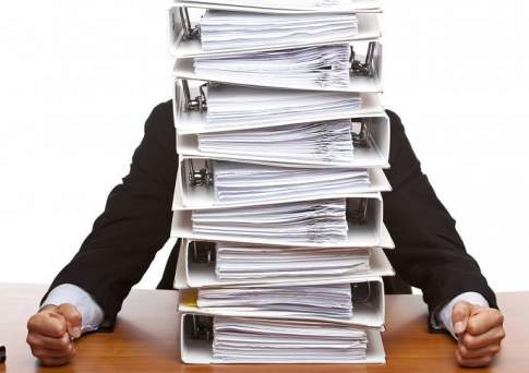 Снизить формализм и бюрократию в работе правительства и всех госорганов поручил Назарбаев